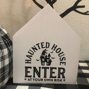 Wood Handmade Haunted House shelf/tier tray sign